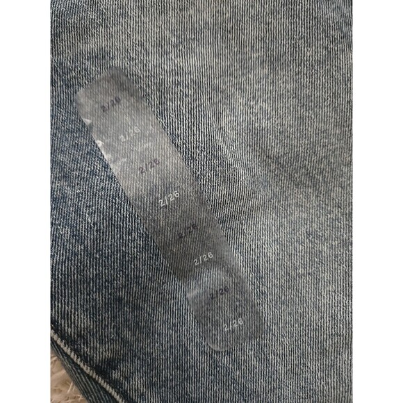 Gap Denim Girlfriend Jeans Womens Size 2 26 Distressed Raw Hem Acid Wash Womens - Picture 8 of 17